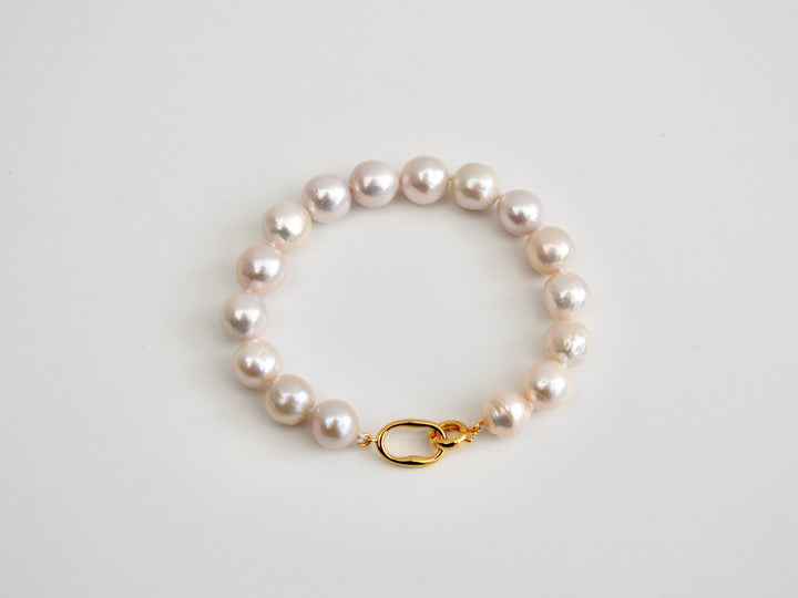 Baroque Pearls: Statement Perlenarmband | vergoldet