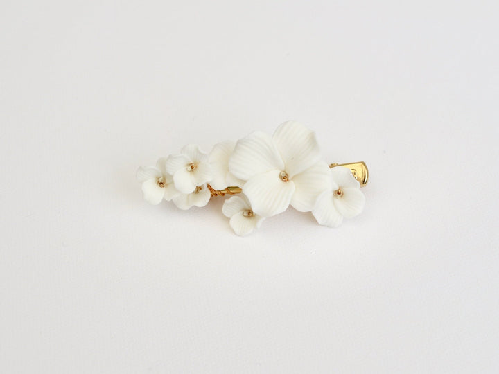 Delphine: 3D Blüten Haarklammer | Farbe gold