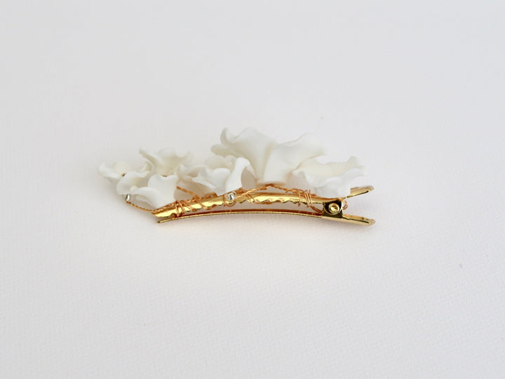 Delphine: 3D Blüten Haarklammer | Farbe gold