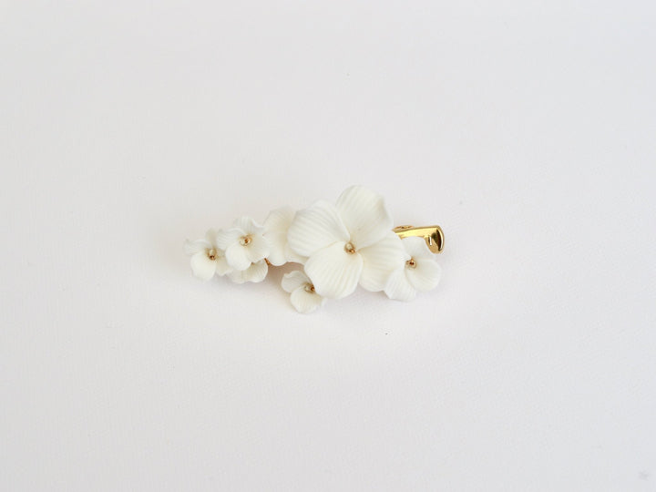 Delphine: 3D Blüten Haarklammer | Farbe gold