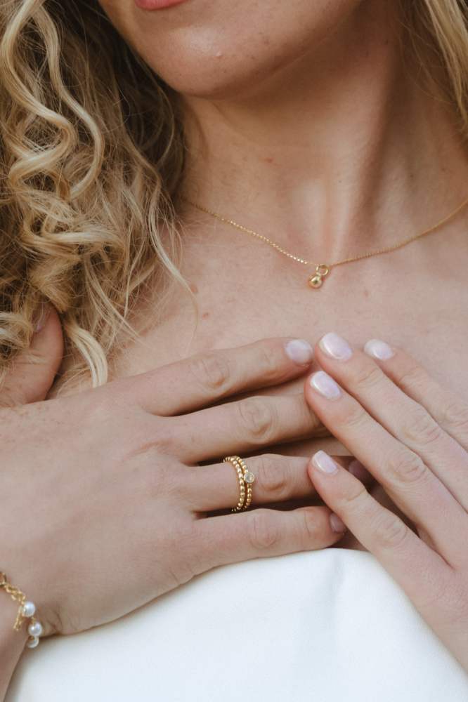 Dotted Collection: Zarter Mondstein Ring | vergoldet, rosévergoldet, silber