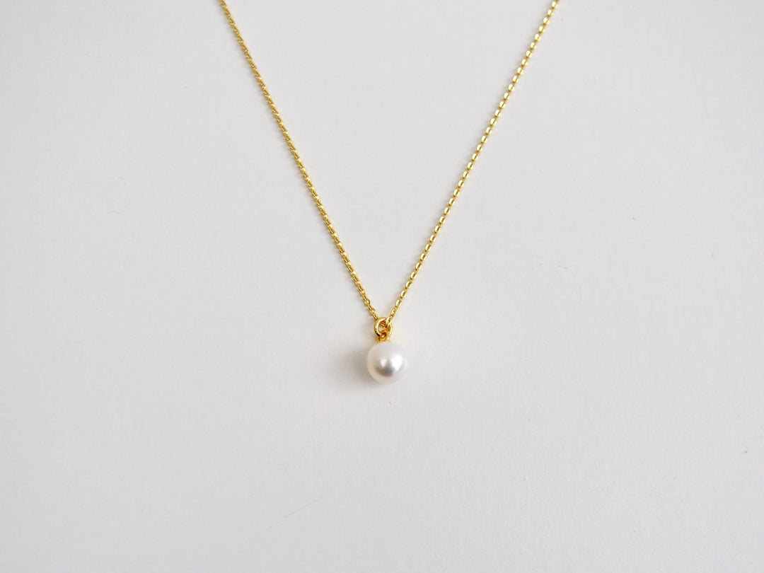 Pearls: Zarte Kette mit 6mm AAA Süßwasserperle  | vergoldet, silber