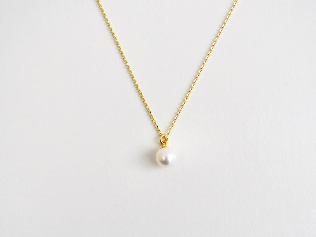 Pearls: Zarte Kette mit 6mm AAA Süßwasserperle  | vergoldet, silber
