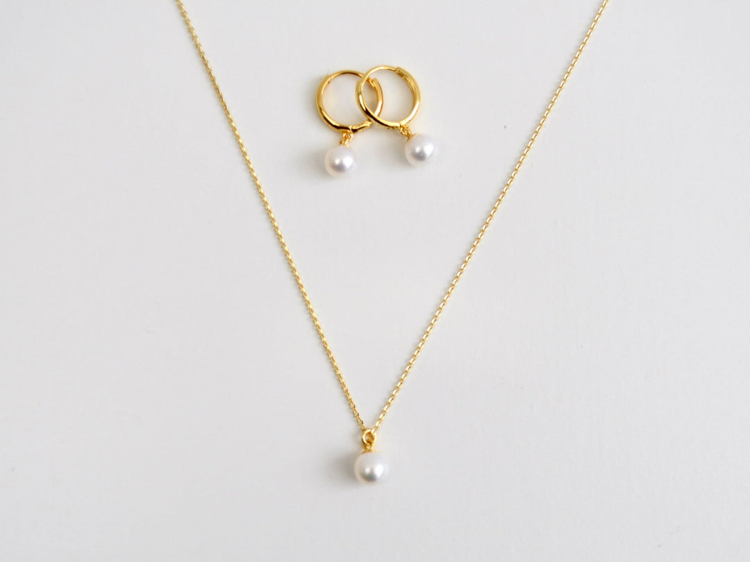Pearls: Hoops mit runden 6mm AAA Süßwasserperlen | vergoldet, silber