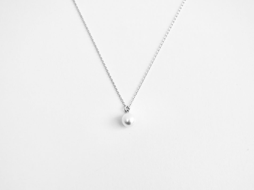 Pearls: Zarte Kette mit 6mm AAA Süßwasserperle  | vergoldet, silber