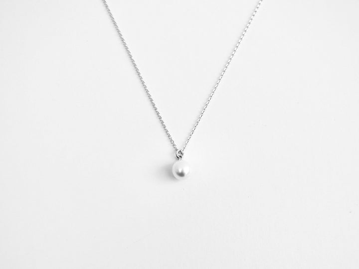 Pearls: Zarte Kette mit 6mm AAA Süßwasserperle  | vergoldet, silber