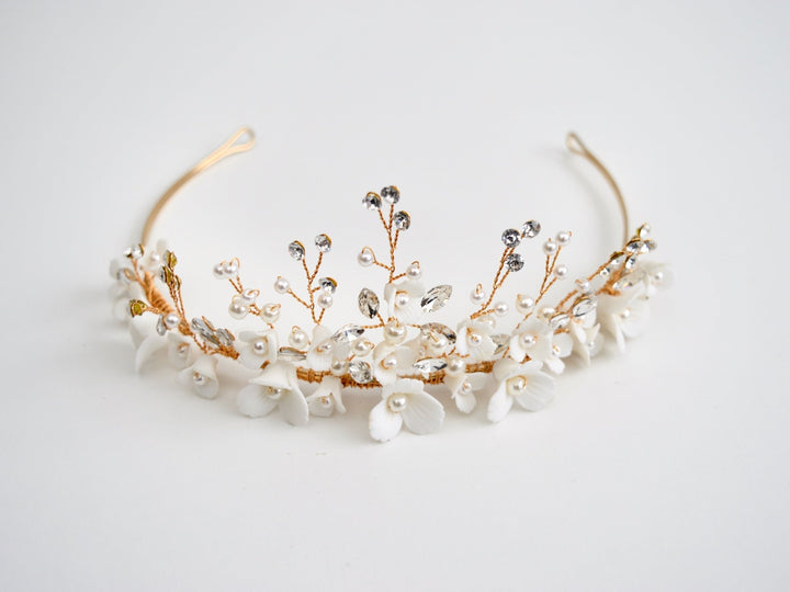 Sparkling Céline: Haarreif mit 3D Blüten | Farbe gold, roségold, silber
