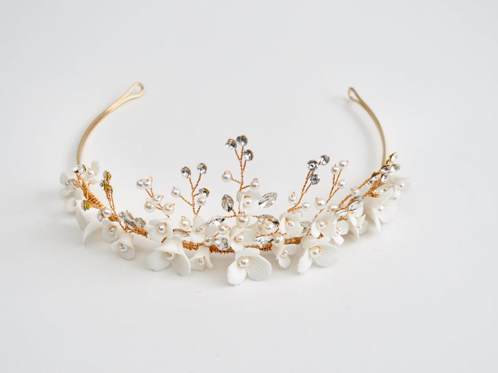 Sparkling Céline: Haarreif mit 3D Blüten | Farbe gold, roségold, silber