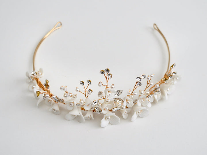 Sparkling Céline: Haarreif mit 3D Blüten | Farbe gold, roségold, silber