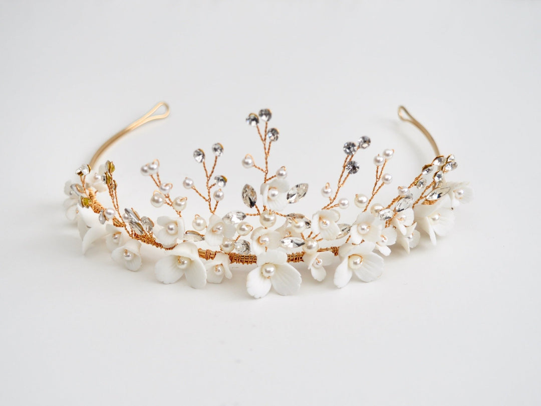 Sparkling Céline: Haarreif mit 3D Blüten | Farbe gold, roségold, silber