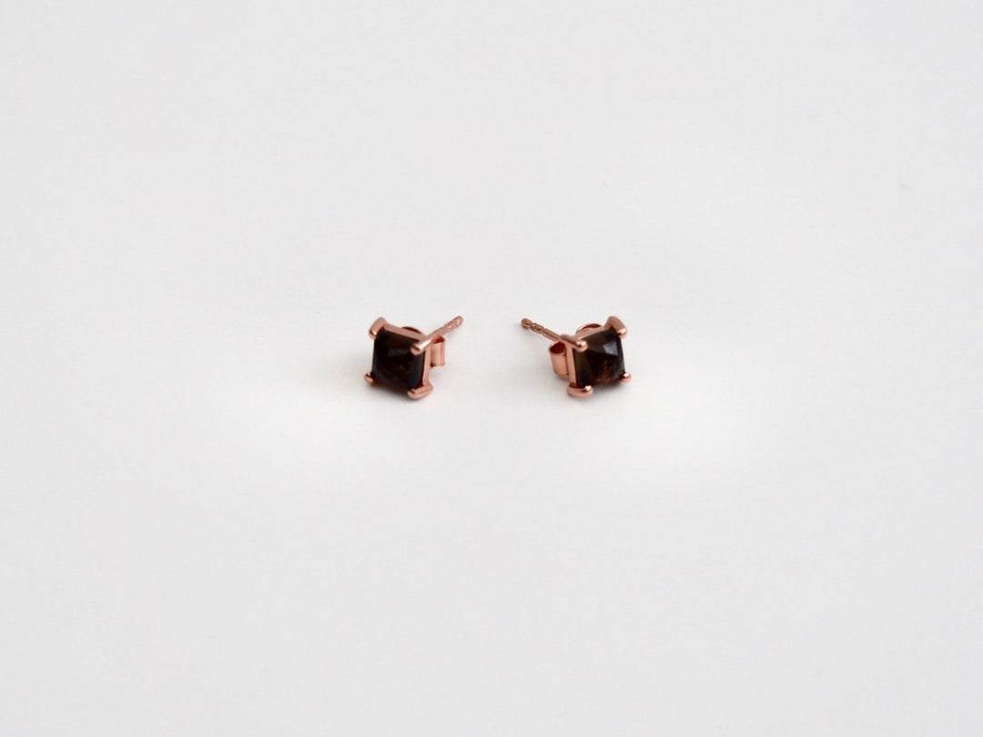 Square Gems: Rauchquarz Ohrstecker Prong | vergoldet, rosévergoldet, silber