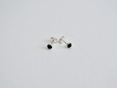 Tiny Gems: Ohrstecker silber | Perlen & diverse Halbedelsteine