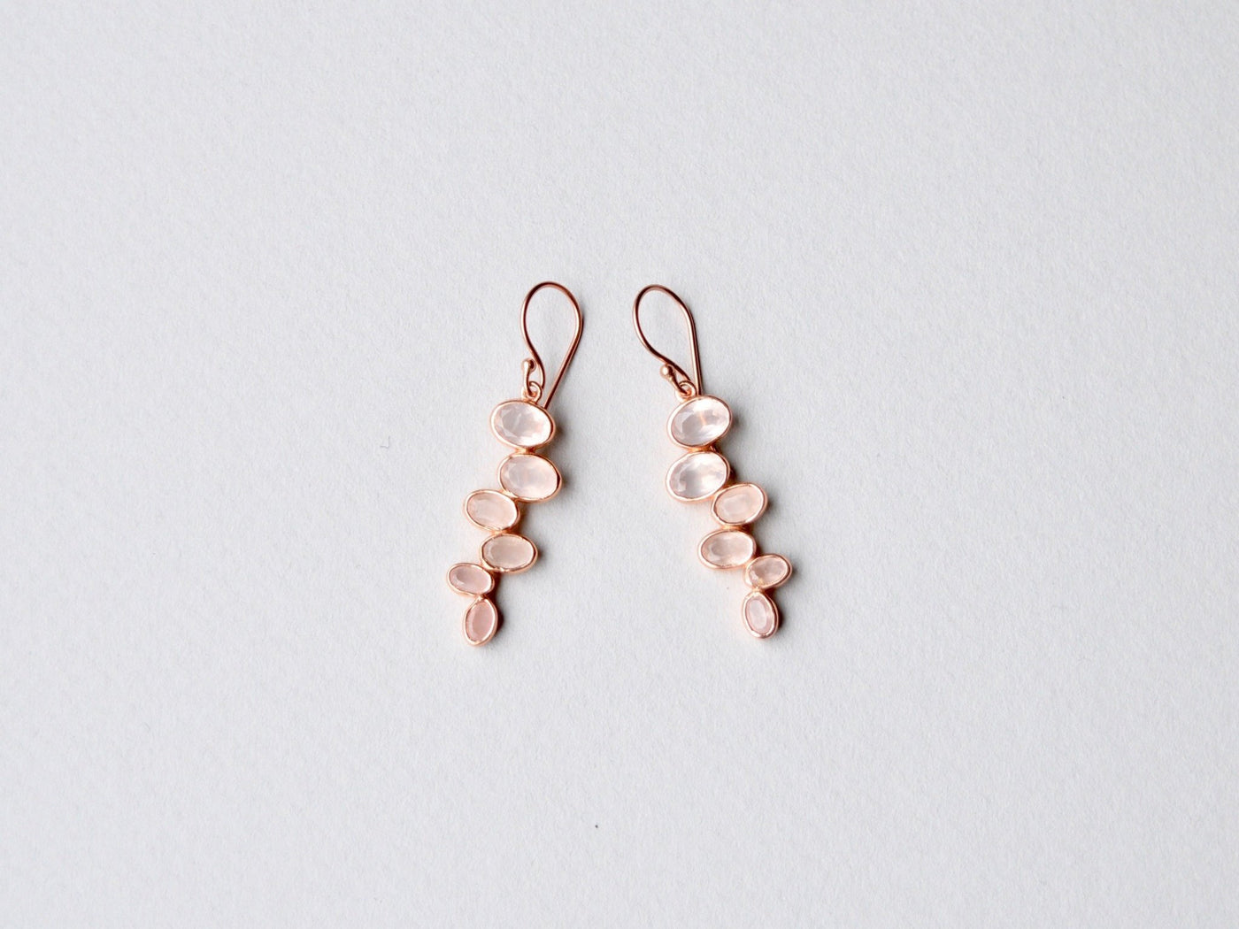 Amber: Rosenquarz Ohrhänger | vergoldet, rosévergoldet, silber - Mia&Martha by Katja Schmalen