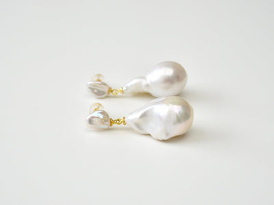 Baroque Pearls: Deluxe Ohrstecker mit 3D AAA Süßwasserperlen | vergoldet
