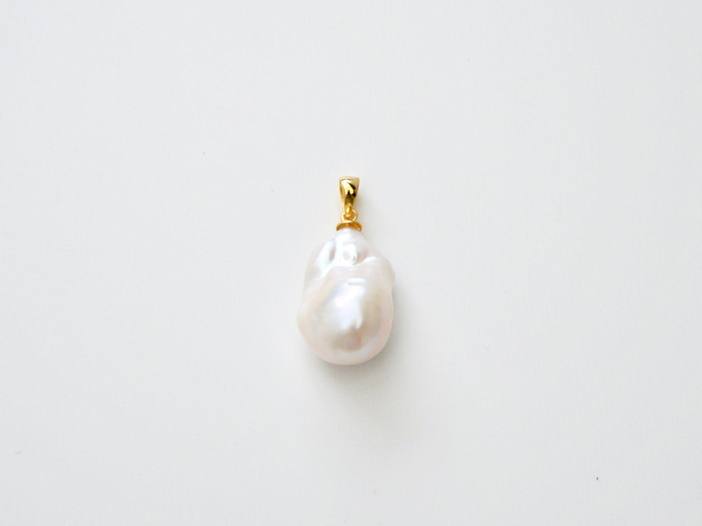 Baroque Pearls: Edler Statement Anhänger Süßwasserperle | vergoldet