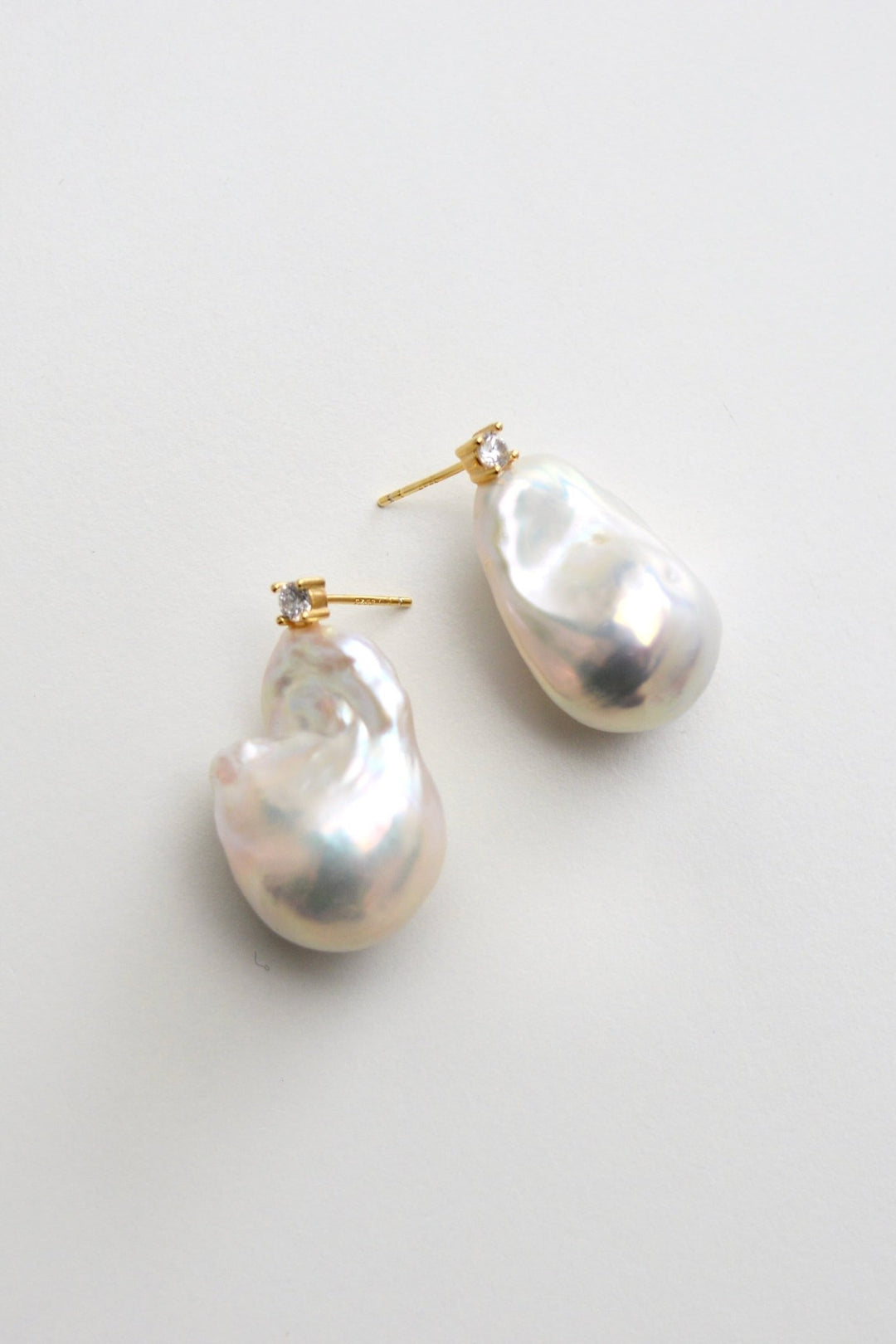 Baroque Pearls: Ohrstecker Luxe mit 3D AAA Süßwasserperlen | vergoldet, silber