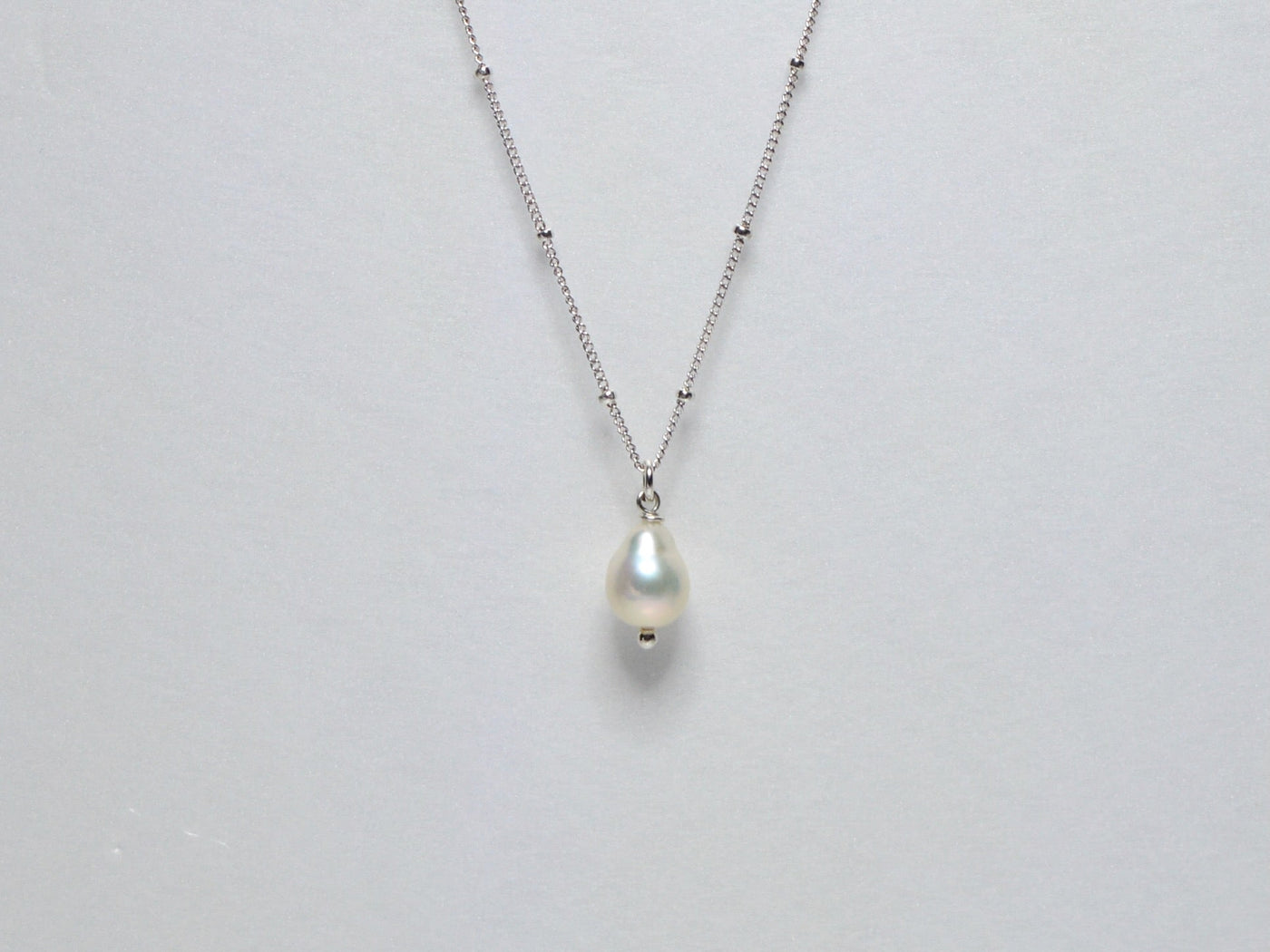 Baroque Pearls: Satellite Kette mit Perle | vergoldet, rosévergoldet, silber