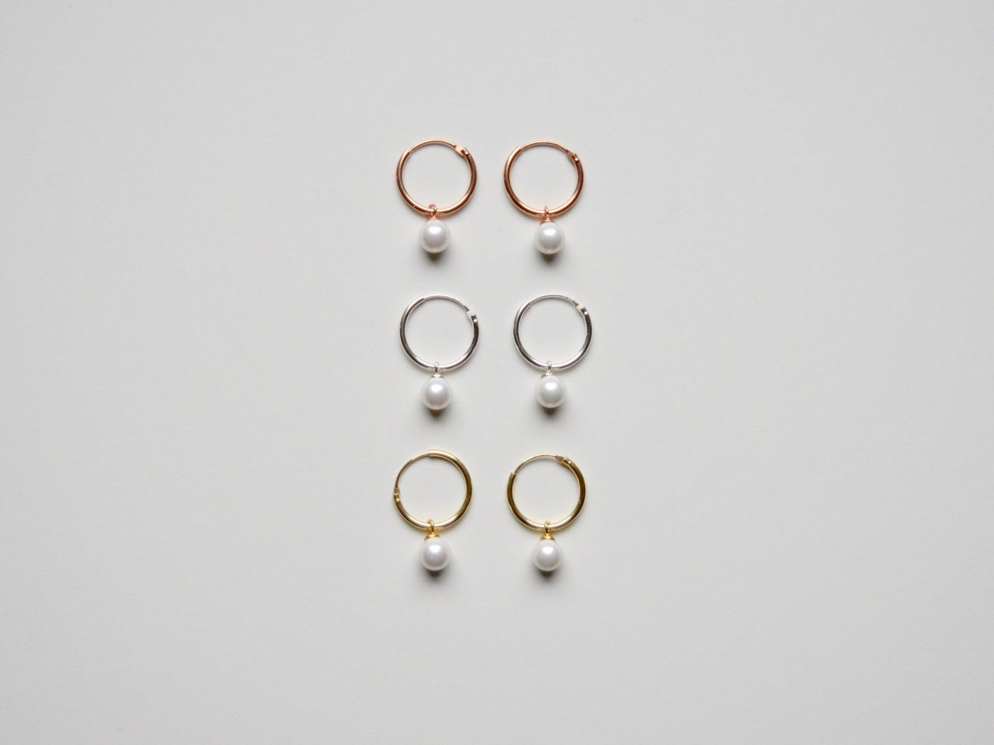 Classics: Zarte Perlen Creolen | vergoldet, rosévergoldet, silber - Mia&Martha by Katja Schmalen