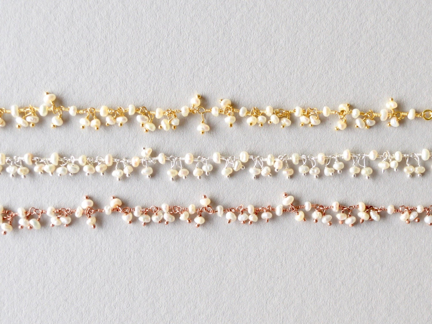 Dangling Natural Pearls: Zartes Perlenarmband | vergoldet, rosévergoldet, silber - Mia&Martha by Katja Schmalen