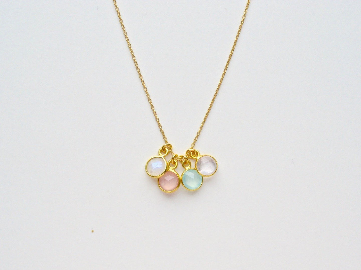 Delicate Dots: Rosa Chalcedon Kette | vergoldet, rosévergoldet, silber - Mia&Martha by Katja Schmalen