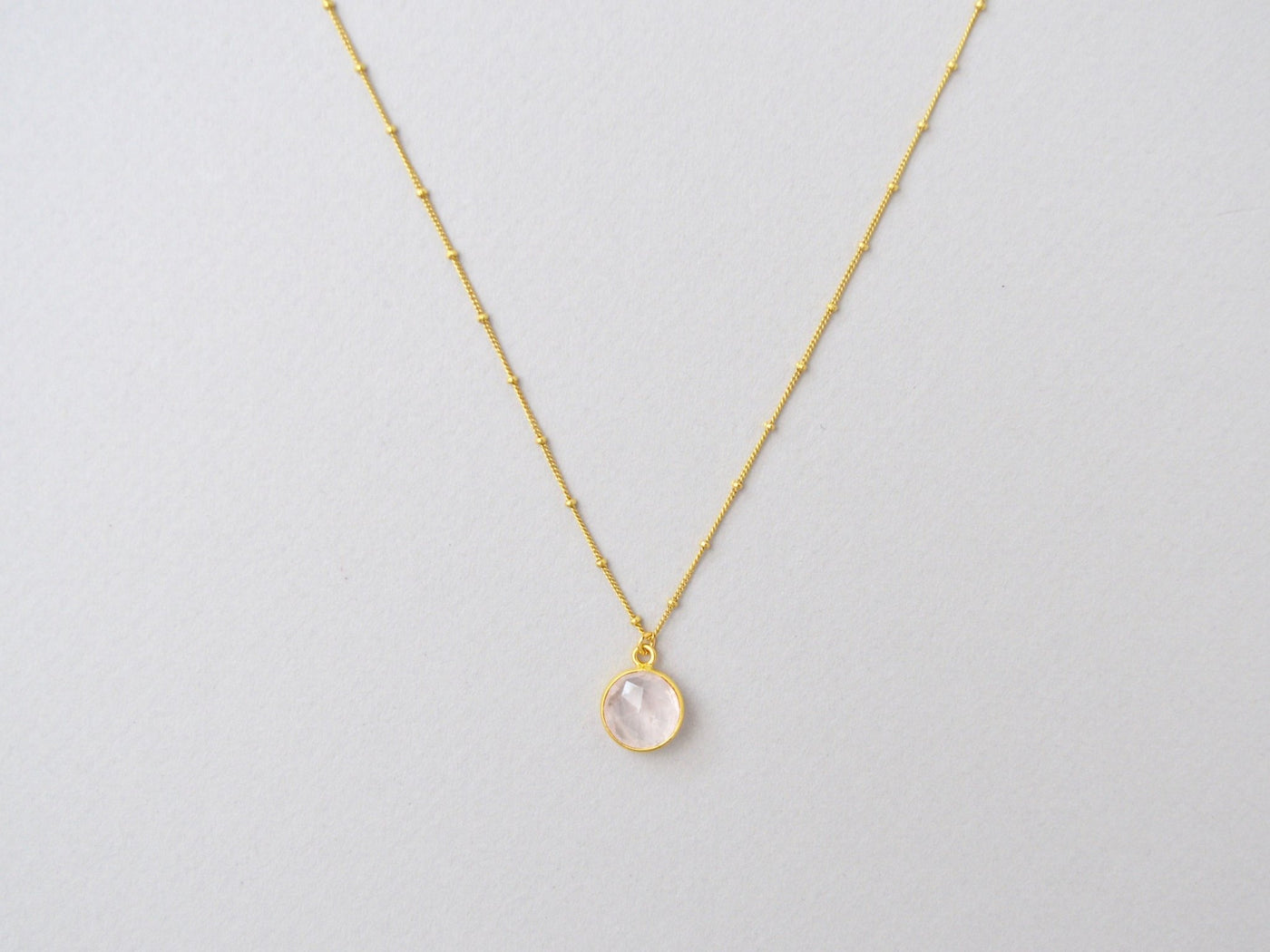 Delicate Dots: Satellite Rosenquarz Kette | vergoldet, rosévergoldet, silber