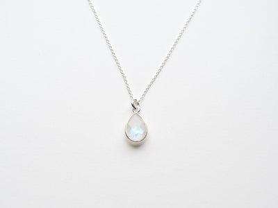 Delicate Drops: Mondstein Kette | vergoldet, rosévergoldet, silber