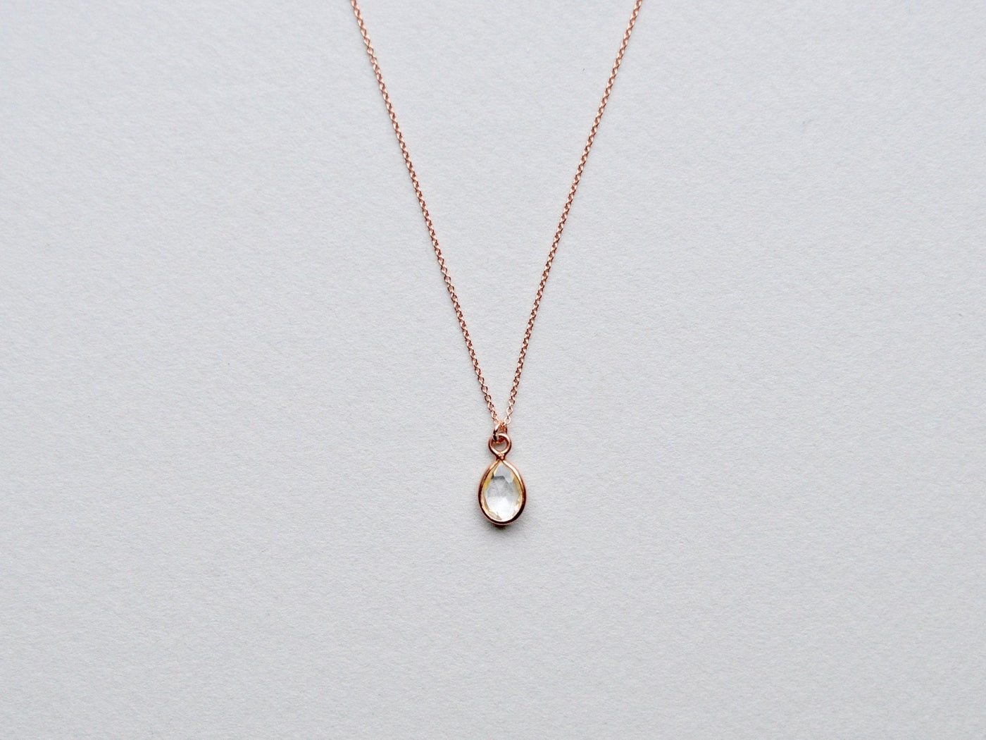 Delicate Drops: Rock Crystal Kette | vergoldet, rosévergoldet, silber