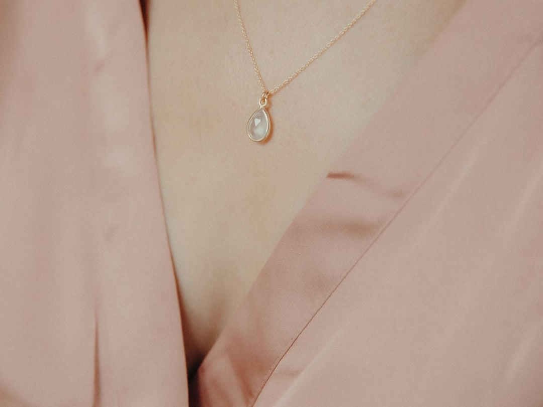 Delicate Drops: Rosenquarz Kette | vergoldet, rosévergoldet, silber