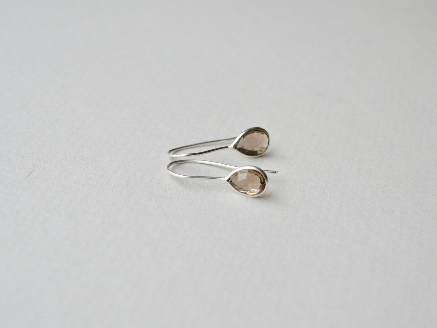 Delicate: Rauchquarz Ohrringe | vergoldet, rosévergoldet, silber