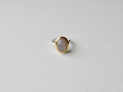 Einzelstück: Grauer Mondstein Statement Ring vergoldet - Mia&Martha by Katja Schmalen