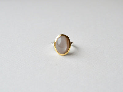 Einzelstück: Grauer Mondstein Statement Ring vergoldet - Mia&Martha by Katja Schmalen