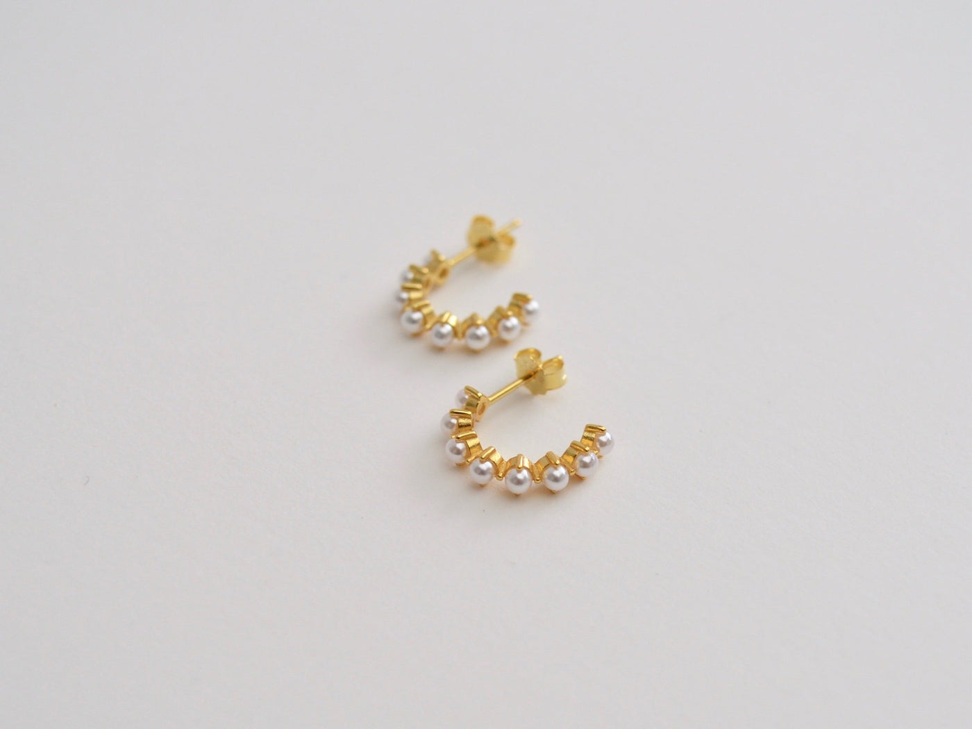 FEYNGOLD: Pearl Studs | vergoldet