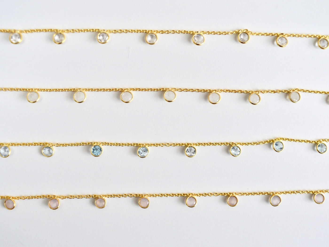 Flying Gemstones: Zartes Armkettchen Blauer Topas | vergoldet, silber