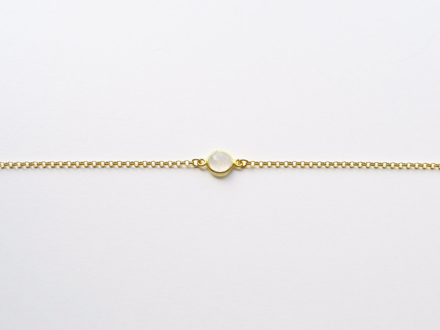 Gem Dot: Mondstein Armband vergoldet - Mia&Martha by Katja Schmalen