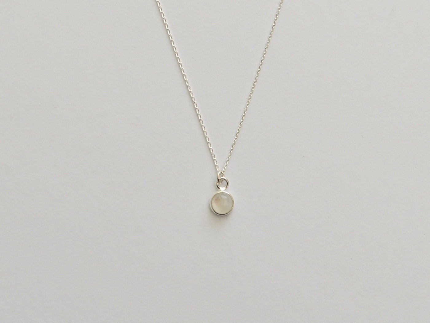 Gem Dots: Mondstein Kette | vergoldet, rosévergoldet, silber