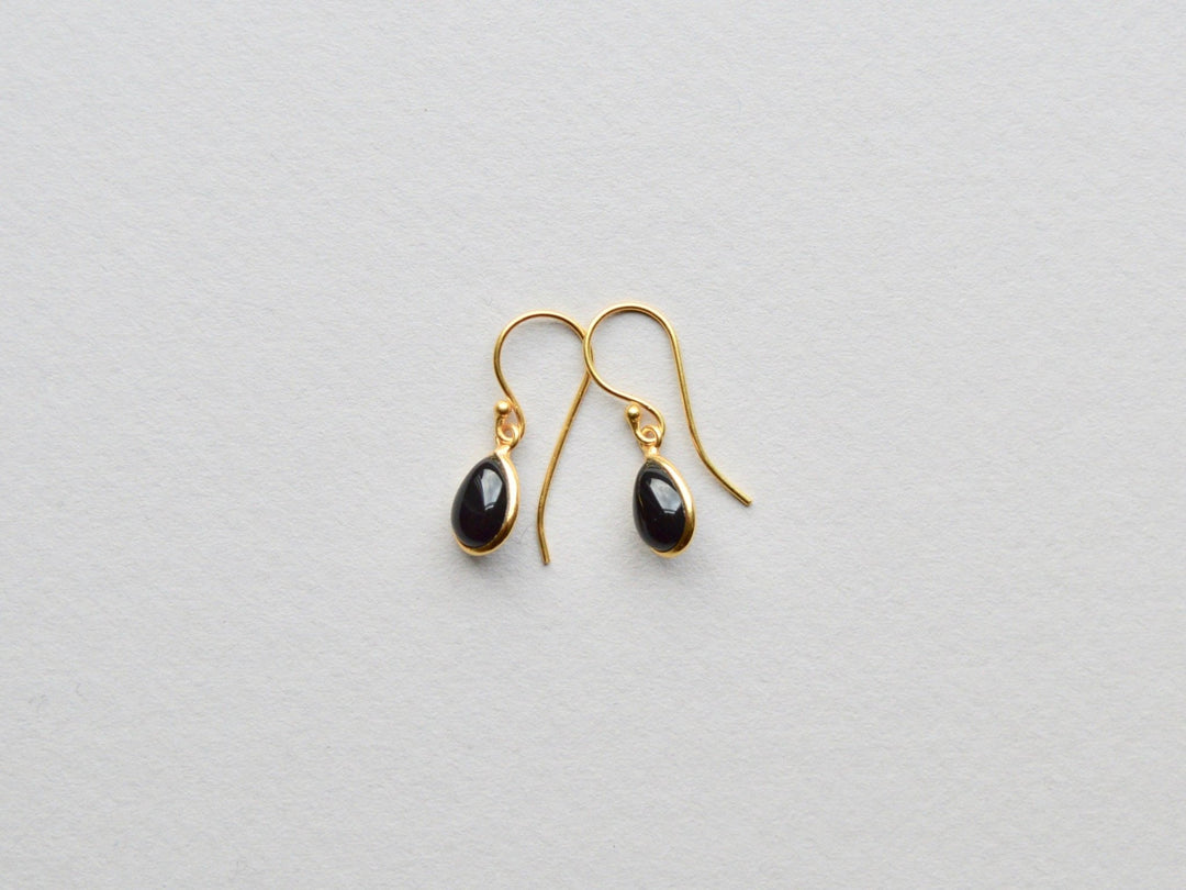 Gem Drops: Black Onyx Ohrringe vergoldet - Mia&Martha by Katja Schmalen