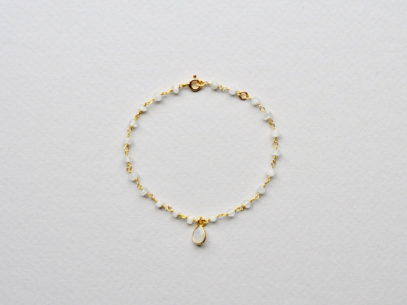 Gems & Gems: Mondstein Armband Facette vergoldet - Mia&Martha by Katja Schmalen