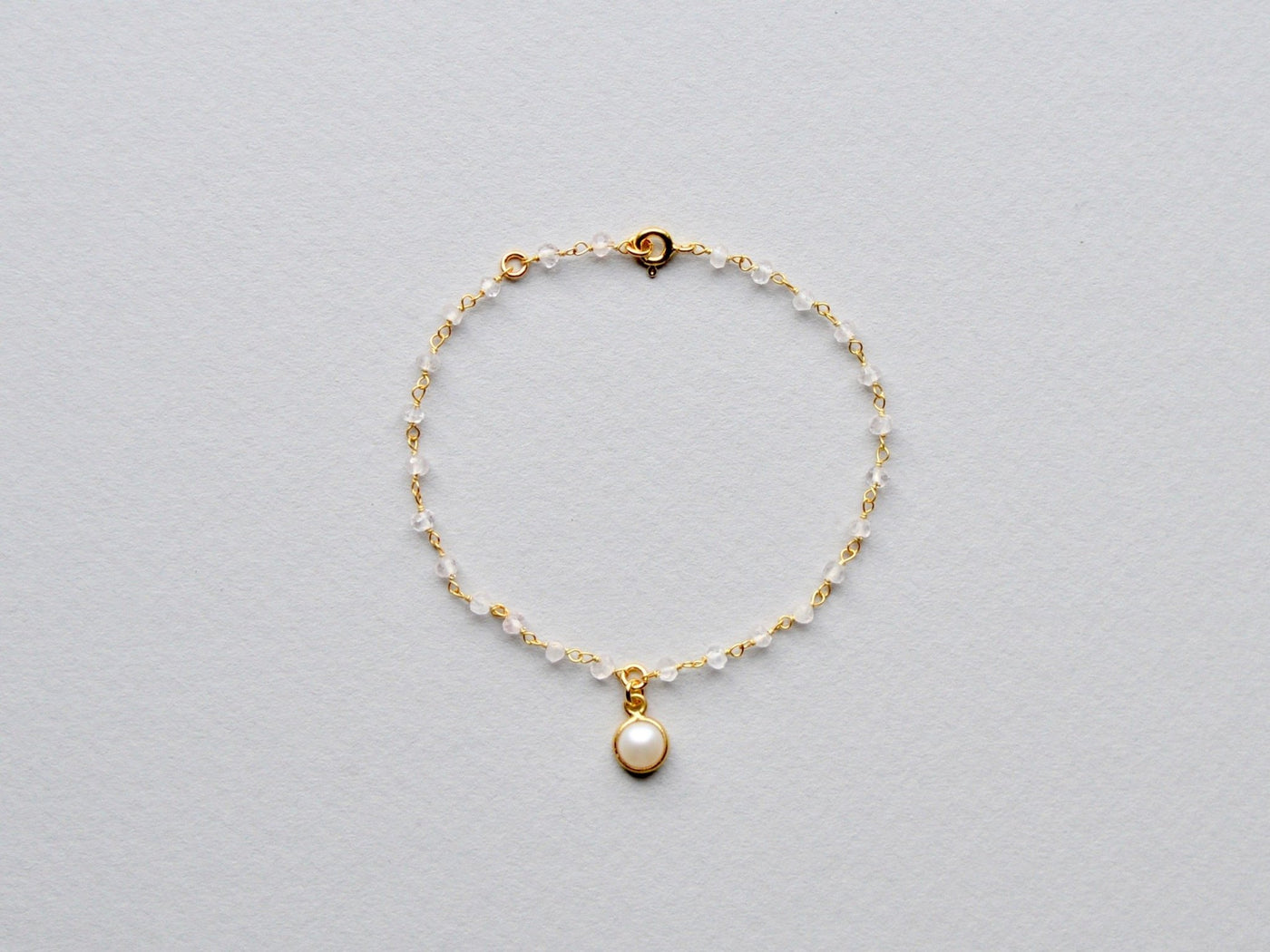 Gems & Pearls: Rosenquarz & Perle Armband vergoldet - Mia&Martha by Katja Schmalen