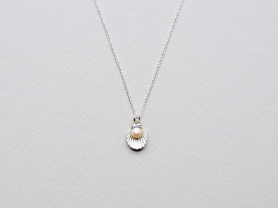 Oysters & Pearls: Muschelkette mit Perlen | vergoldet, silber - Mia&Martha by Katja Schmalen