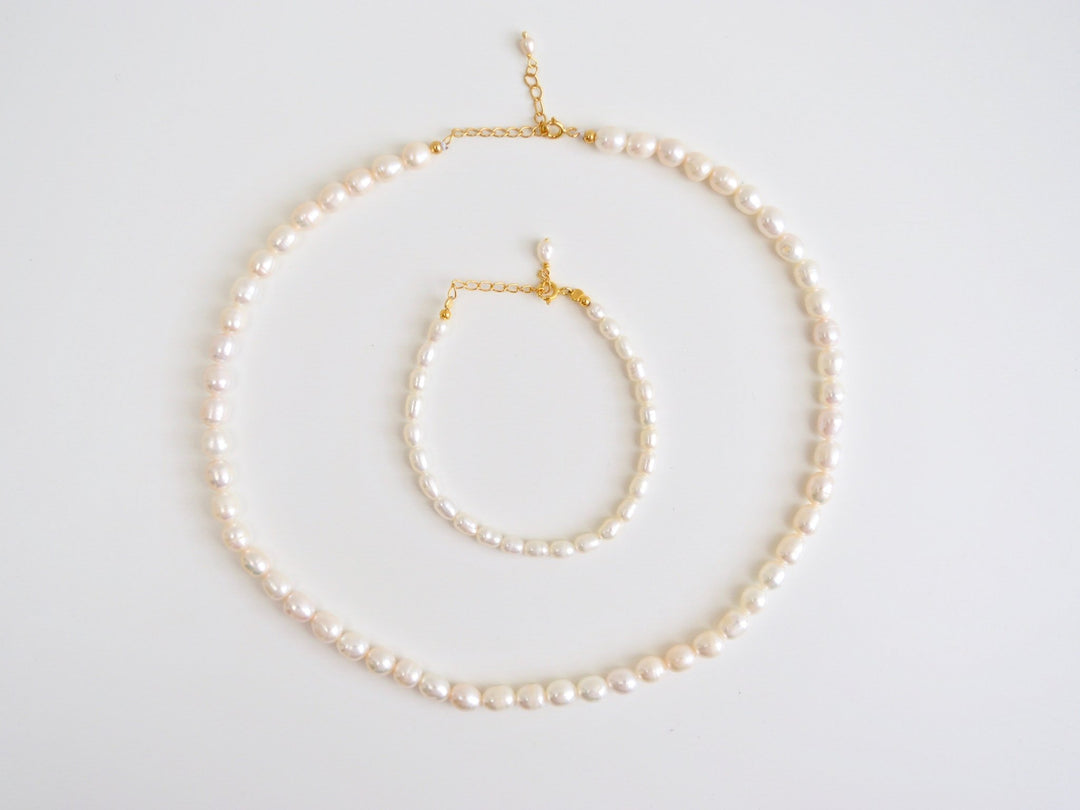 Pearl Collection: Kurze Perlenkette Choker | vergoldet