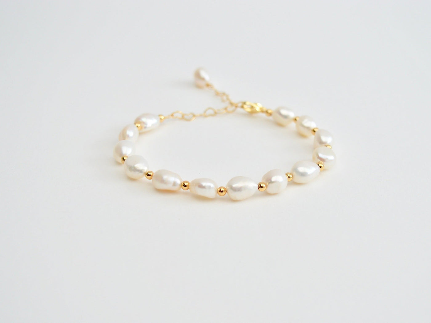 Pearl Collection: Perlenarmband Hearts | vergoldet