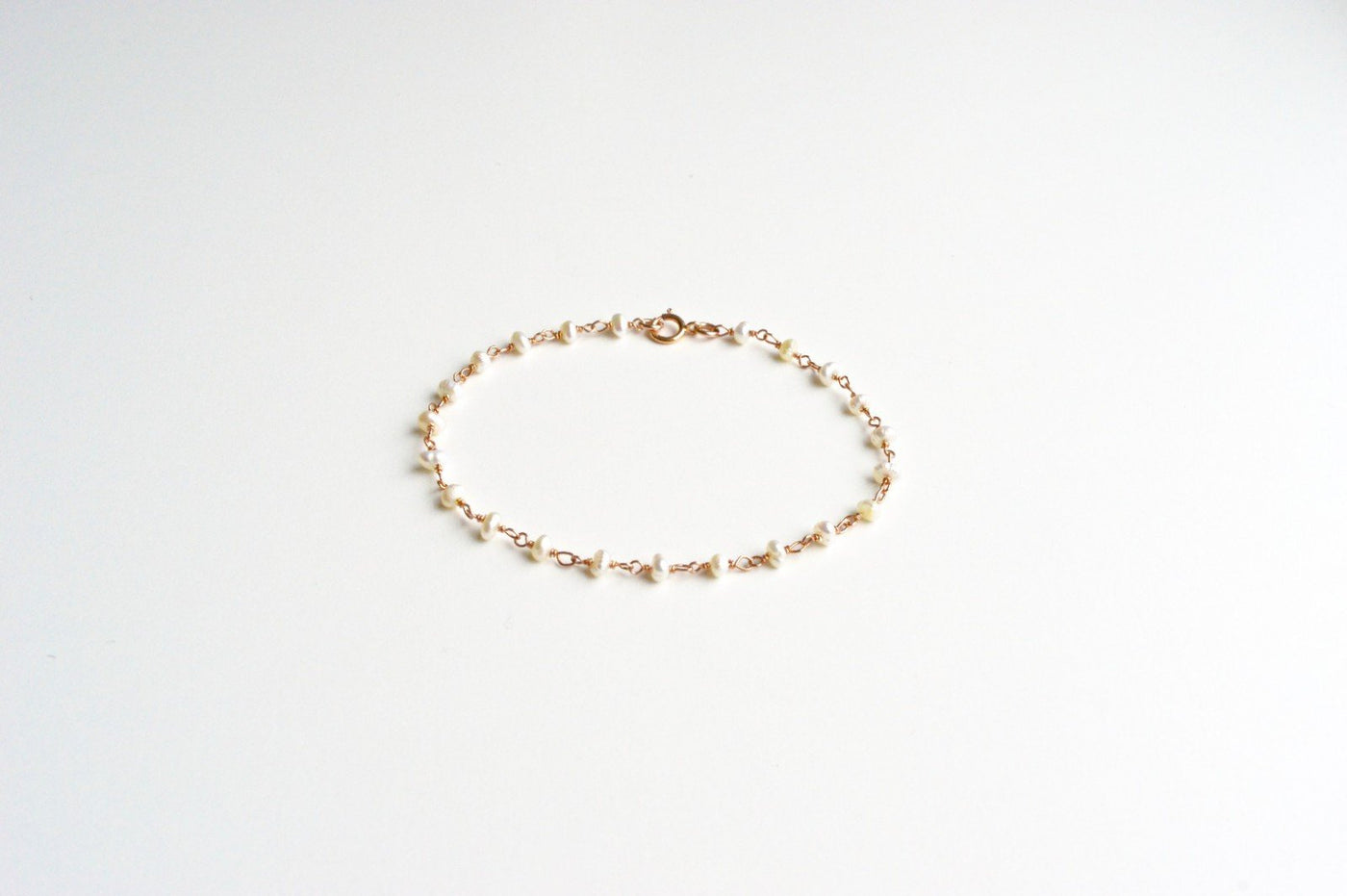 Pearls: Zartes Perlenarmband vergoldet - Mia&Martha by Katja Schmalen