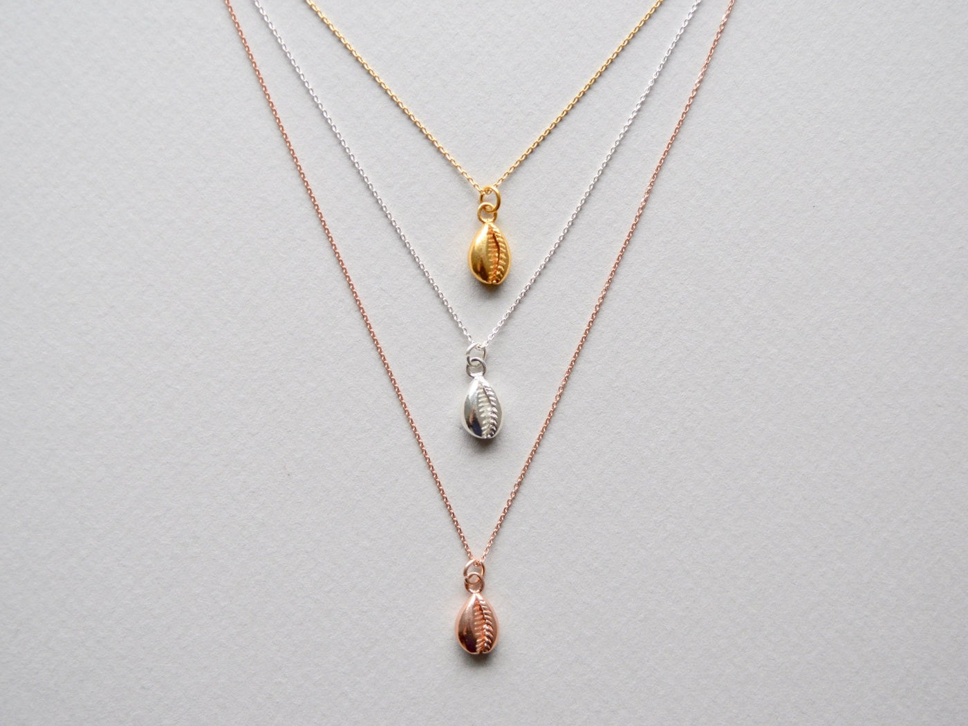 Sealife Collection: Cowrie Muschel Kette | vergoldet, rosévergoldet, silber - Mia&Martha by Katja Schmalen