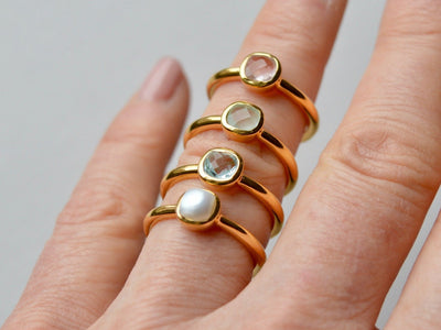Square Dot: Edler Perlen Ring vergoldet - Mia&Martha by Katja Schmalen