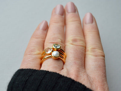 Square Dot: Edler Perlen Ring vergoldet - Mia&Martha by Katja Schmalen