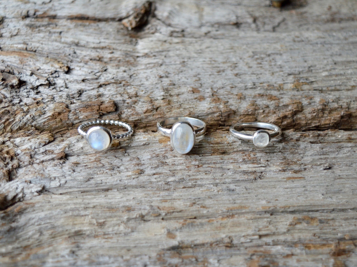 Square Dot: Facettierter Mondstein Ring silber - Mia&Martha by Katja Schmalen
