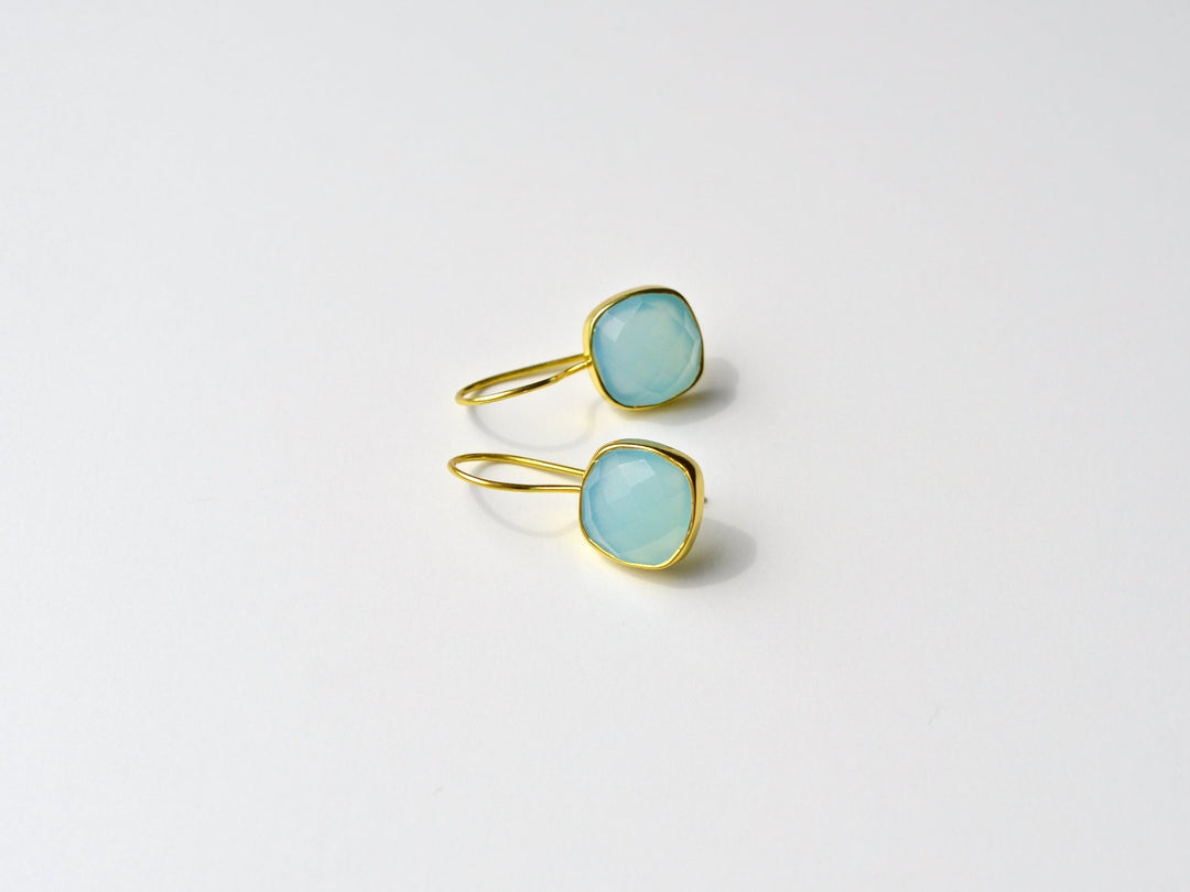 Square Dots: Deluxe Aqua Chalcedon Ohrringe vergoldet - Mia&Martha by Katja Schmalen