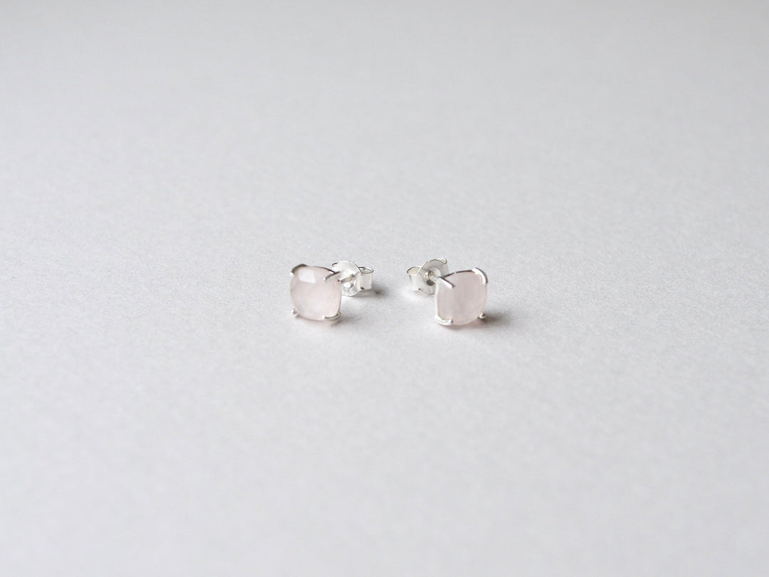 Square Gems: Rosenquarz Ohrstecker Prong | vergoldet, rosévergoldet, silber - Mia&Martha by Katja Schmalen