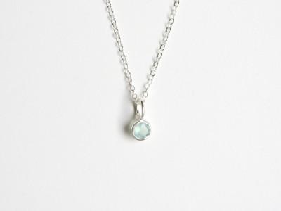 Tiny Gems: Aqua Chalcedon Kette | vergoldet, rosévergoldet, silber