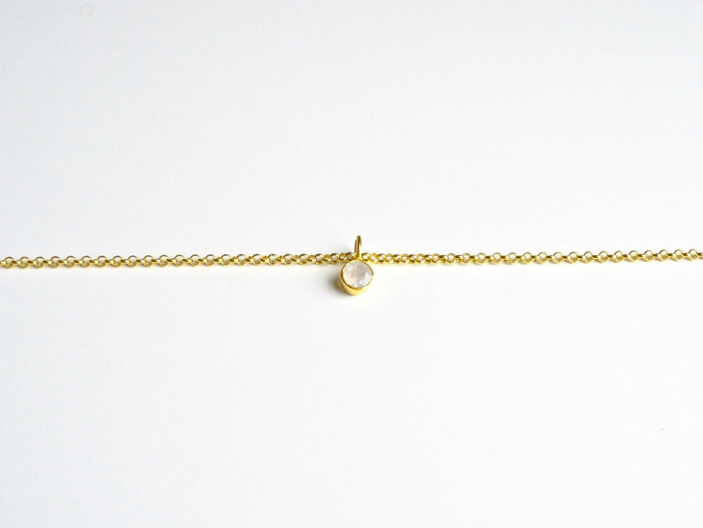 Tiny Gems: Armband Mondstein vergoldet - Mia&Martha by Katja Schmalen